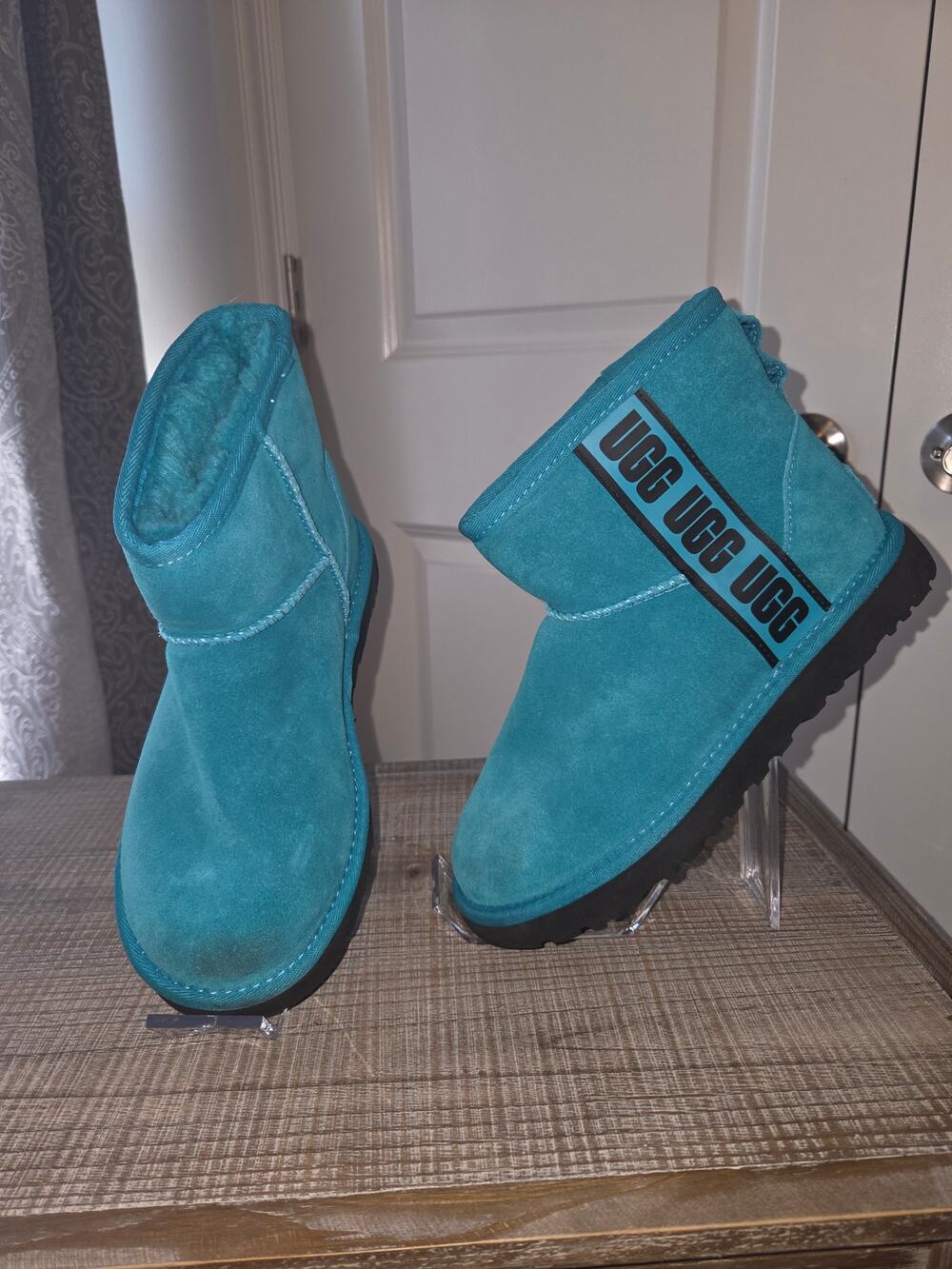 UGG Classic Short Suede Logo Bootie Teal in Women's Size 5